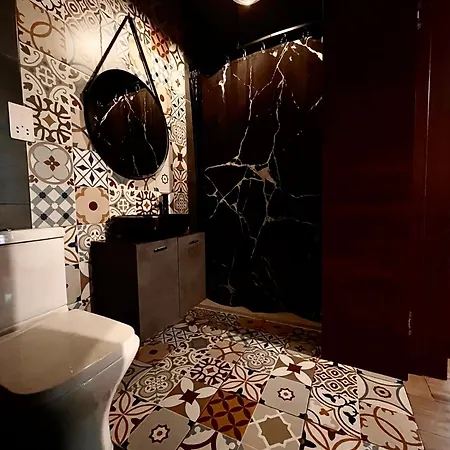 Pansiyon Airport Bedroom With Your Own Private Bathroom Self Check In And Self Check Out Air-condition Included